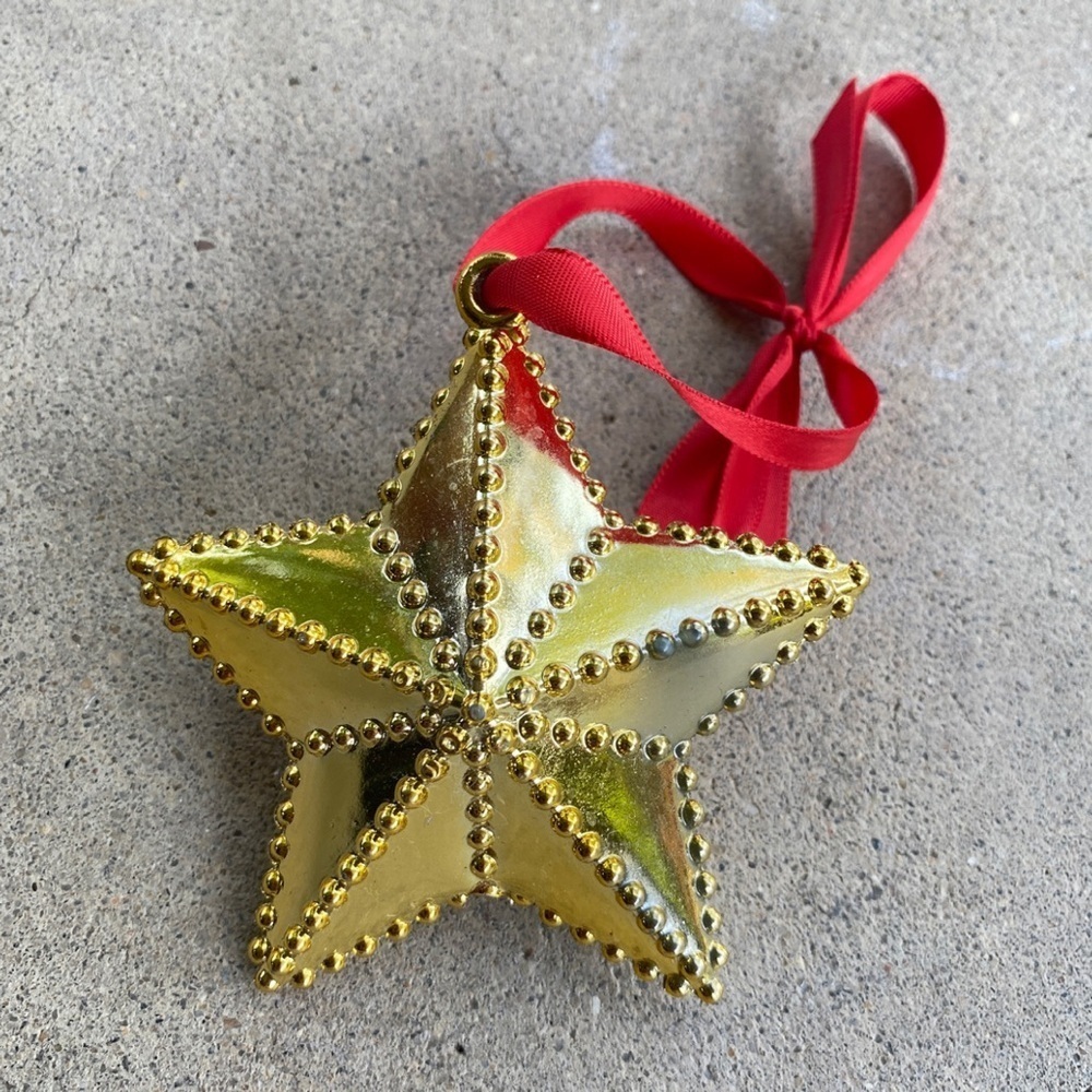 Gold Mirrored Star Ornament - Picture 2 of 8